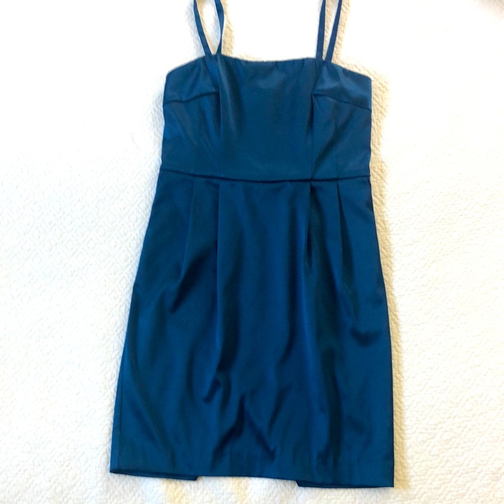 Express Studio Dress - Picture 2 of 6